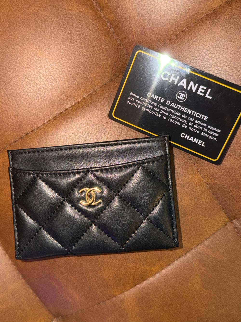 CHANEL Black Quilted Leather Cardholder with Gold CC-Perfect Mother’s day Gift